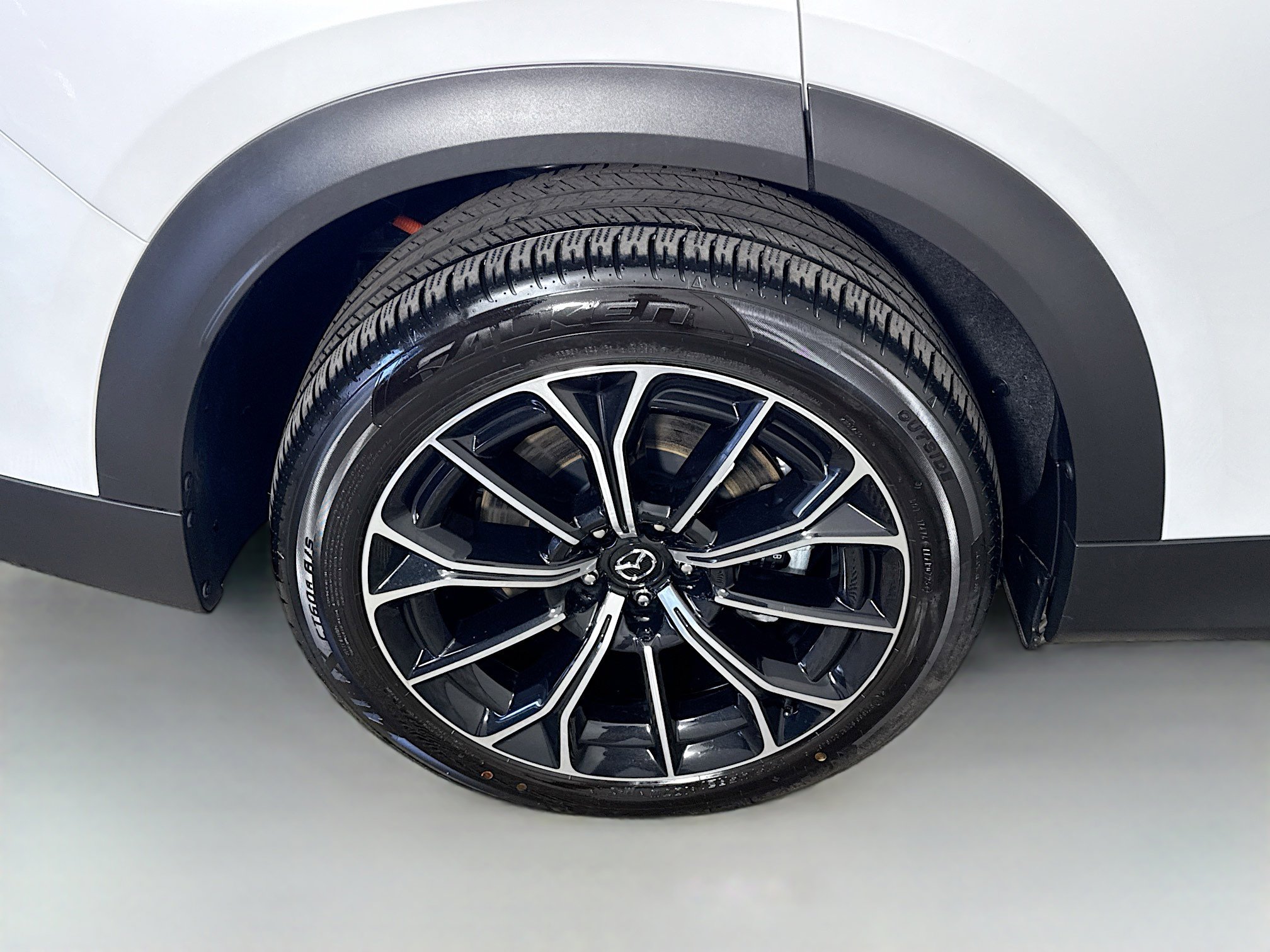 Used 2025 MAZDA CX-70 Plug-In Hybrid w/ Premium Plus image 33