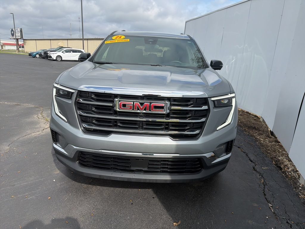 Used 2025 GMC Acadia Elevation FWD image 12