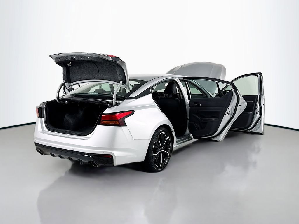 Used 2023 Nissan Altima 2.5 SR FWD image 20