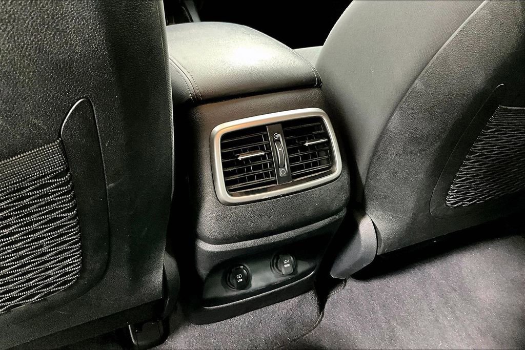 Used 2019 Kia Sorento LX image 30
