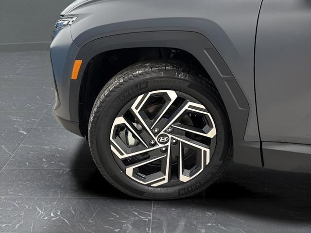 Used 2025 Hyundai Tucson Limited image 38