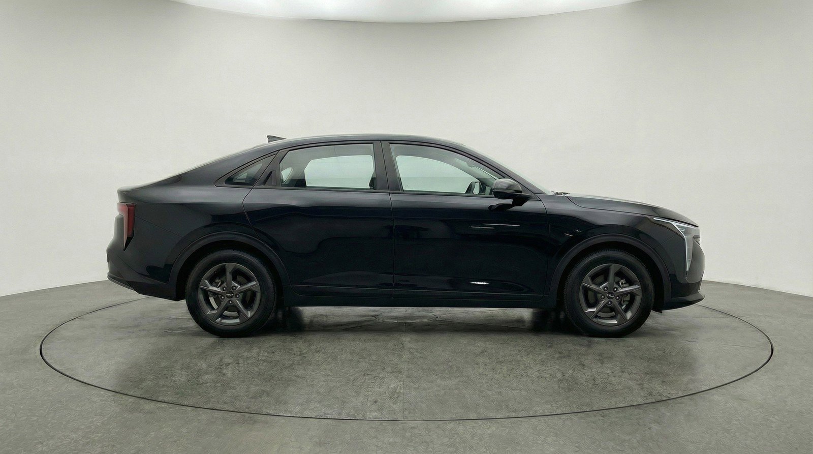 Used 2025 Kia K4 LXS image 11