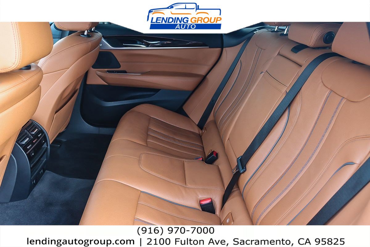 Used 2018 BMW 640i Gran Turismo xDrive image 17