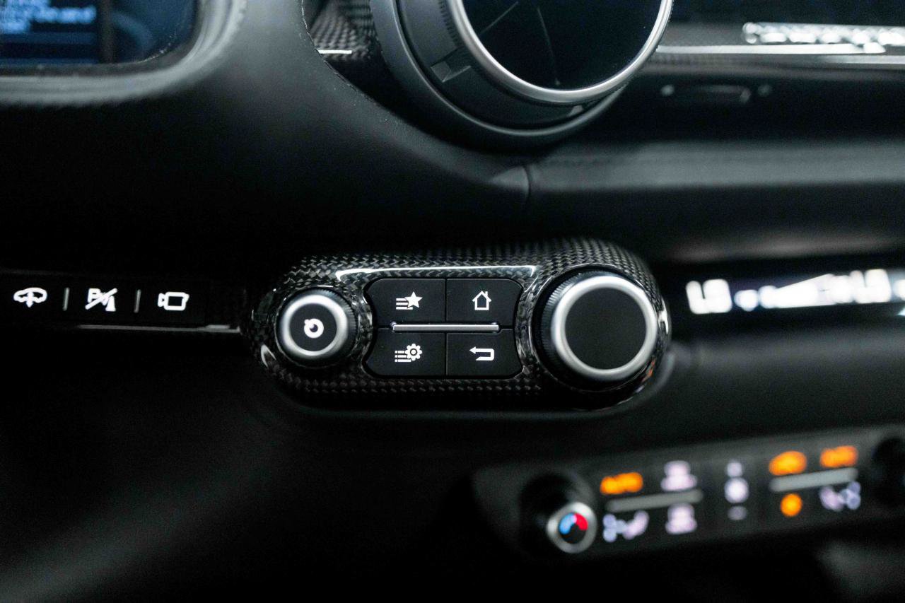 Used 2018 Ferrari 812 Superfast RWD image 58