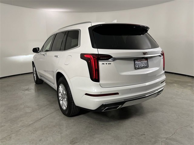 Certified 2025 Cadillac XT6 Luxury image 33