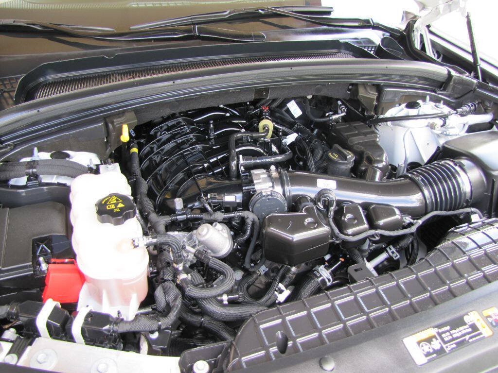 Used 2023 Jeep Grand Cherokee L Laredo RWD image 33