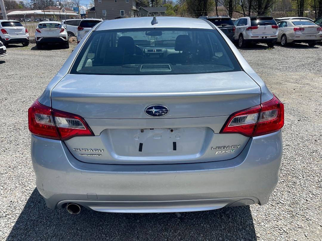 Used 2017 Subaru Legacy 2.5i Limited AWD/4WD image 6