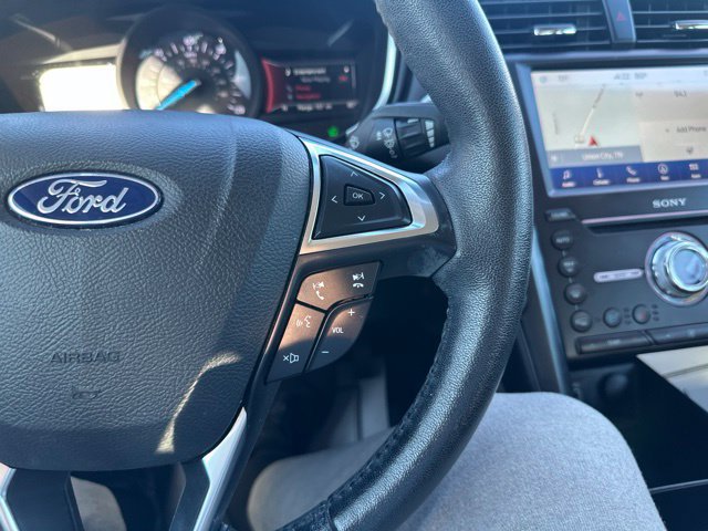 Used 2019 Ford Fusion Energi Titanium FWD image 33