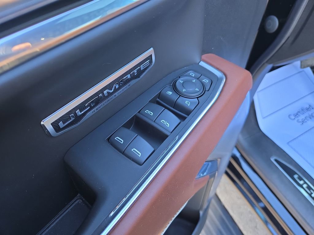 Used 2023 GMC Sierra 1500 Denali Ultimate image 13