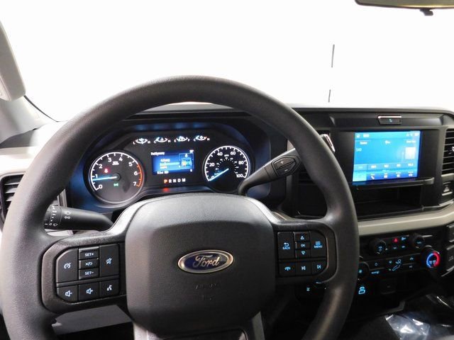 New 2026 Ford F350 XLT w/ FX4 Off-Road Package image 13