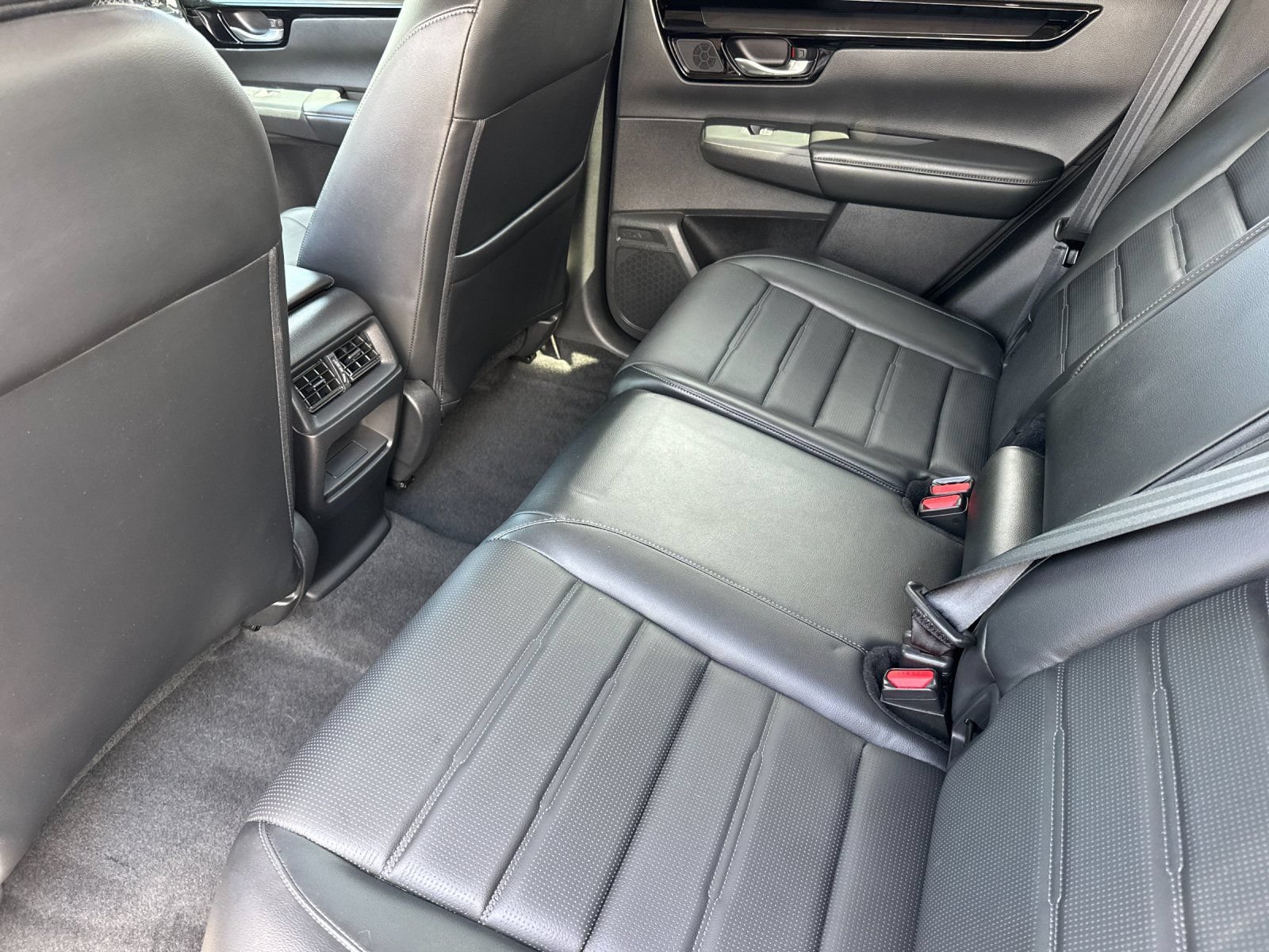 Used 2023 Honda CR-V EX-L image 16
