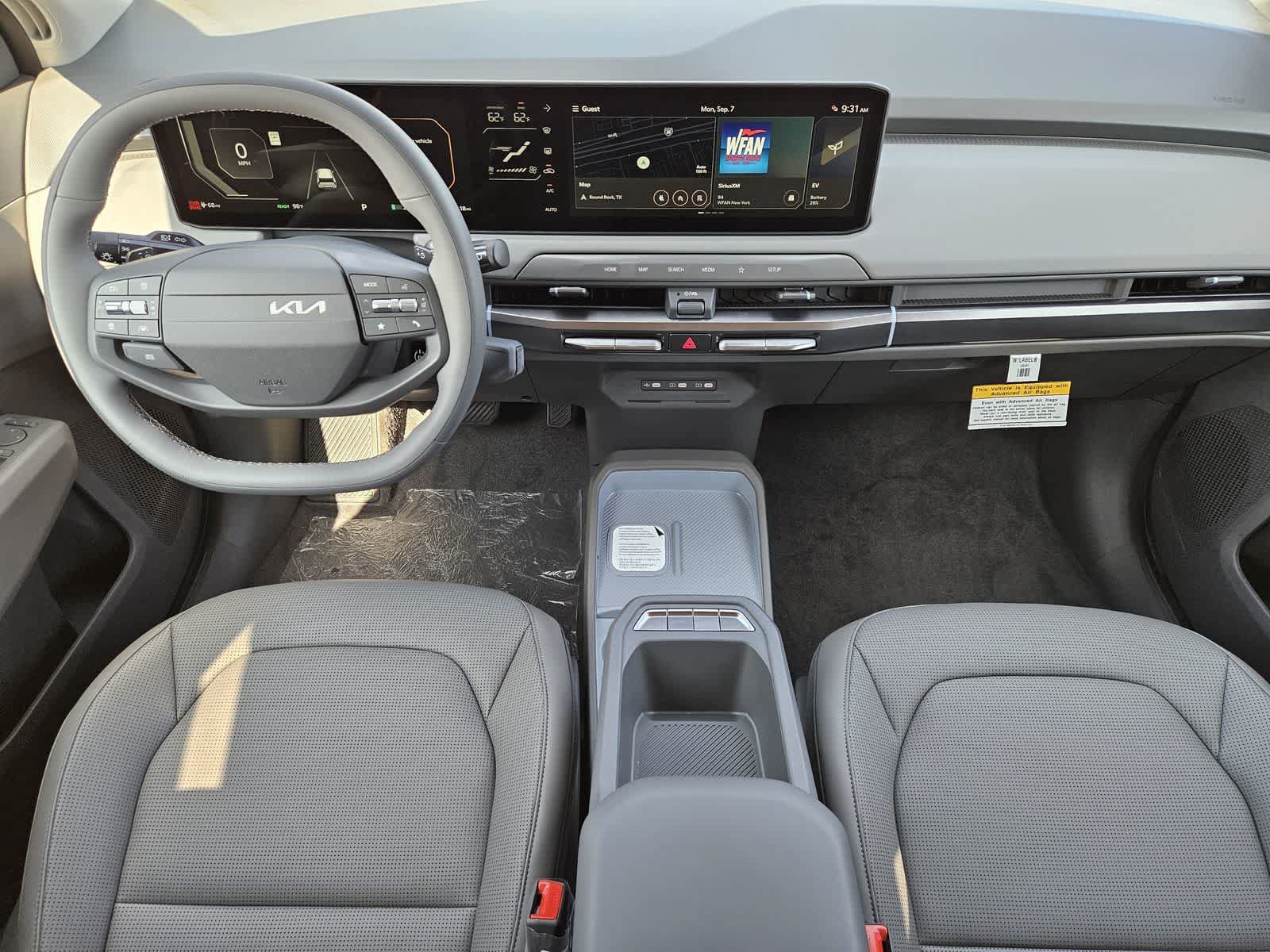 New 2027 Kia EV3 Wind FWD image 17