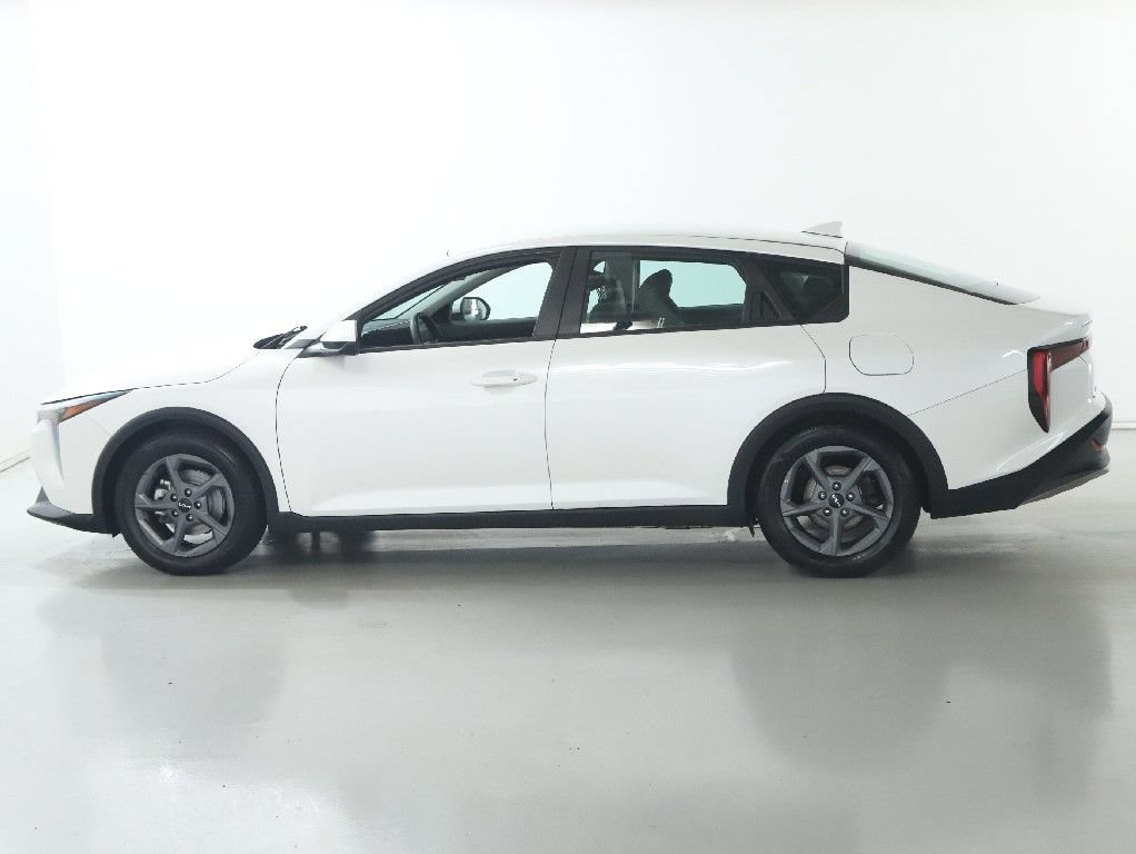 Used 2025 Kia K4 FWD image 38