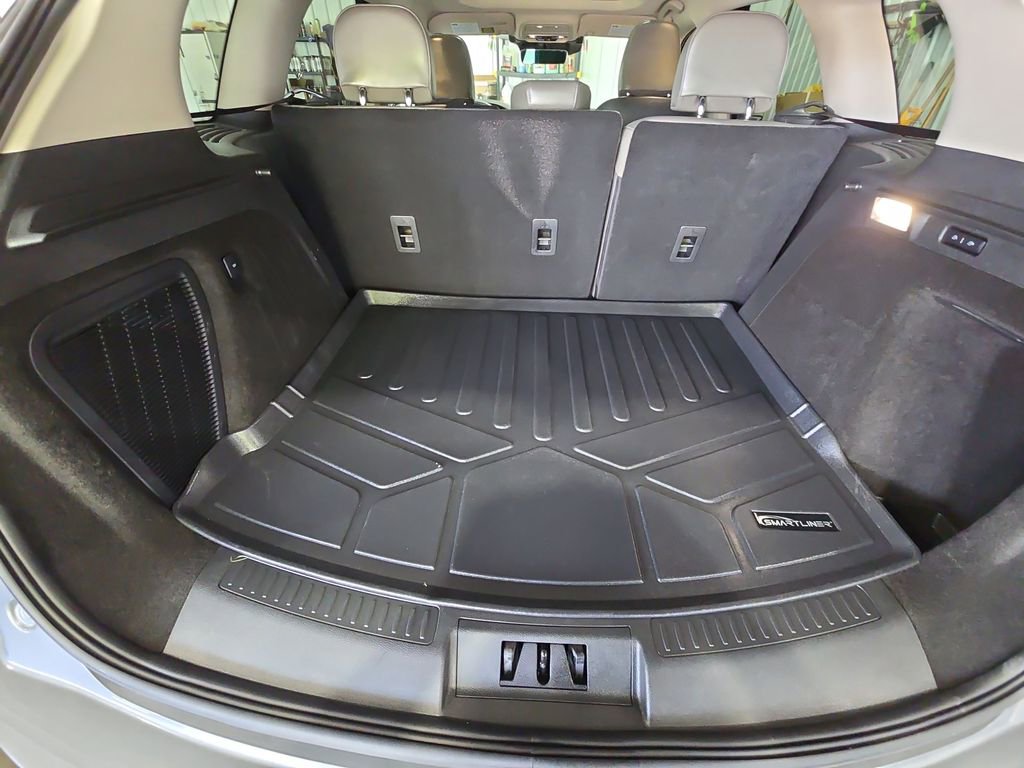 Used 2025 Lincoln Corsair AWD w/ Equipment Group 101A image 28