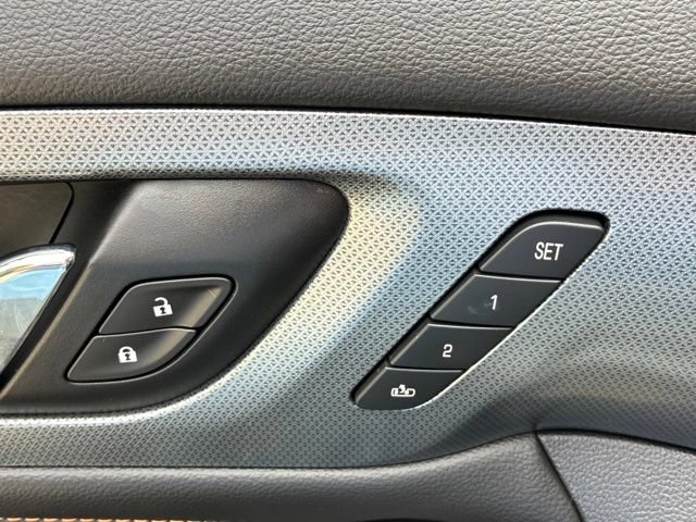 Used 2019 Chevrolet Traverse Premier w/ Redline Edition AWD/4WD image 18