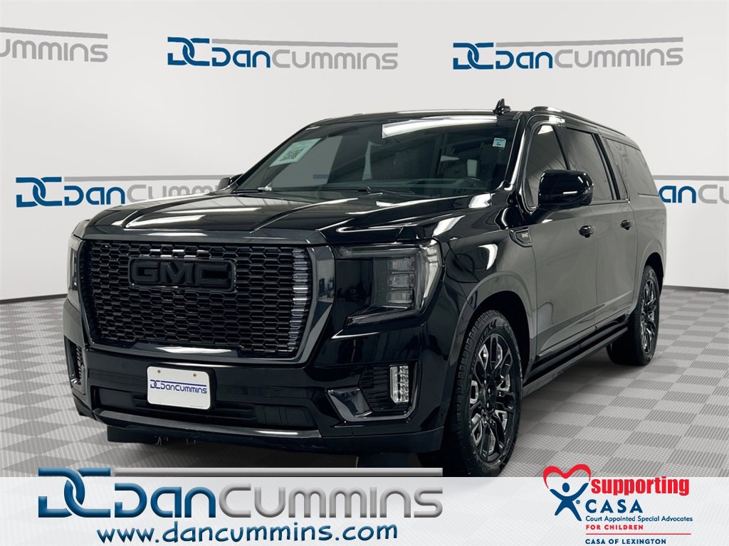 Used 2023 GMC Yukon XL Denali Ultimate image 1