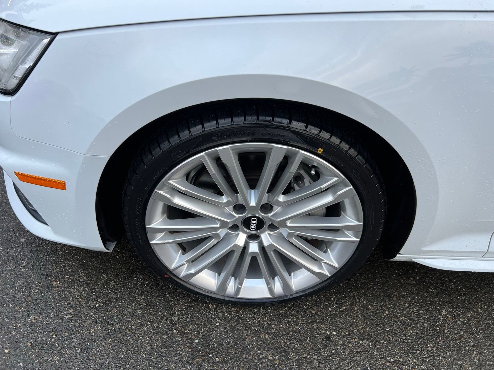 Used 2019 Audi A4 2.0T Premium Plus w/ Premium Plus Package image 10