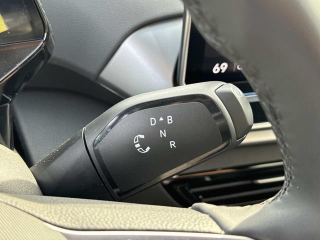 New 2026 Volkswagen ID.4 Pro RWD image 19