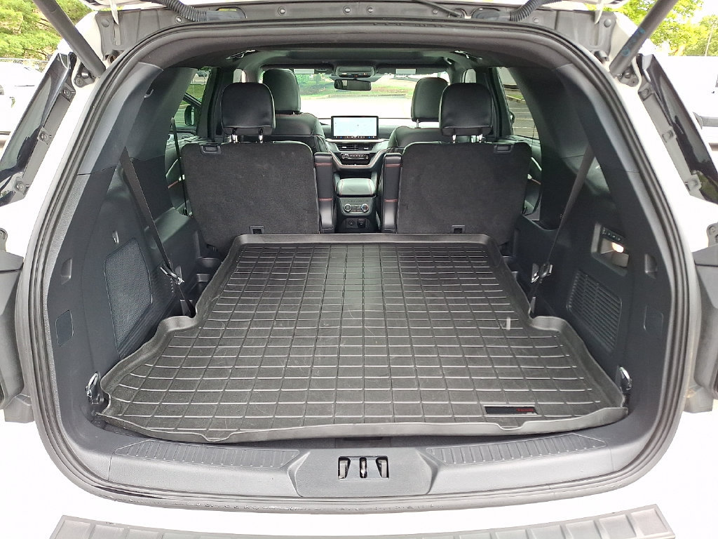 Certified 2025 Ford Explorer ST AWD/4WD image 31