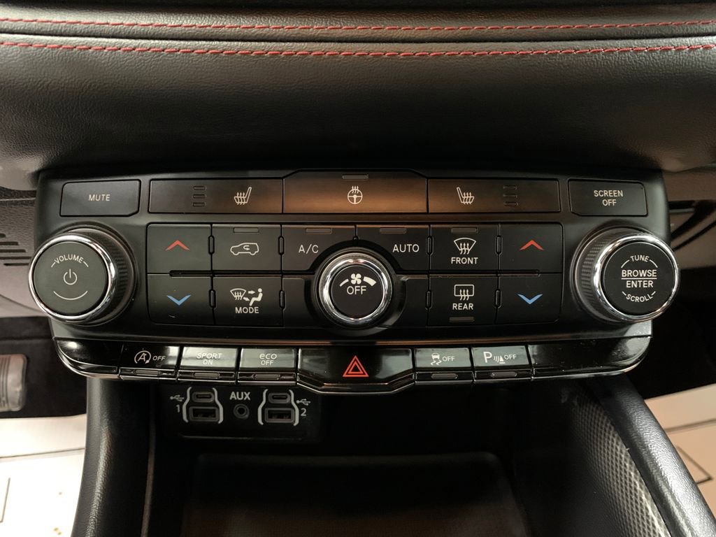 Used 2024 Dodge Durango GT w/ Blacktop Package image 10