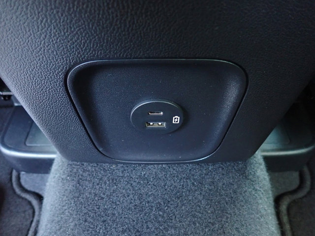 Used 2021 Ford Escape SE image 13