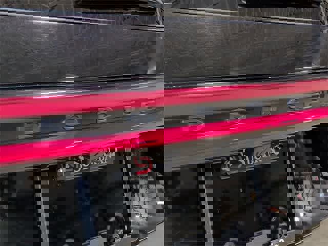 Used 2021 Dodge Durango SRT Hellcat w/ Technology Group image 11