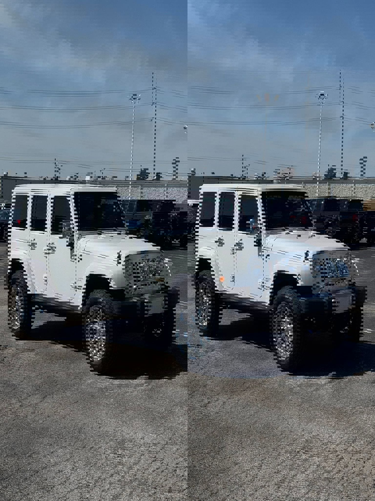 Used 2014 Jeep Wrangler Unlimited Sahara w/ Connectivity Group image 2