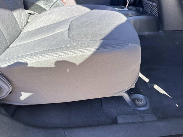 Used 2013 Jeep Wrangler Unlimited Sport image 11