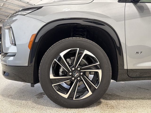 New 2026 Buick Enclave Sport Touring w/ Power Package AWD/4WD image 9