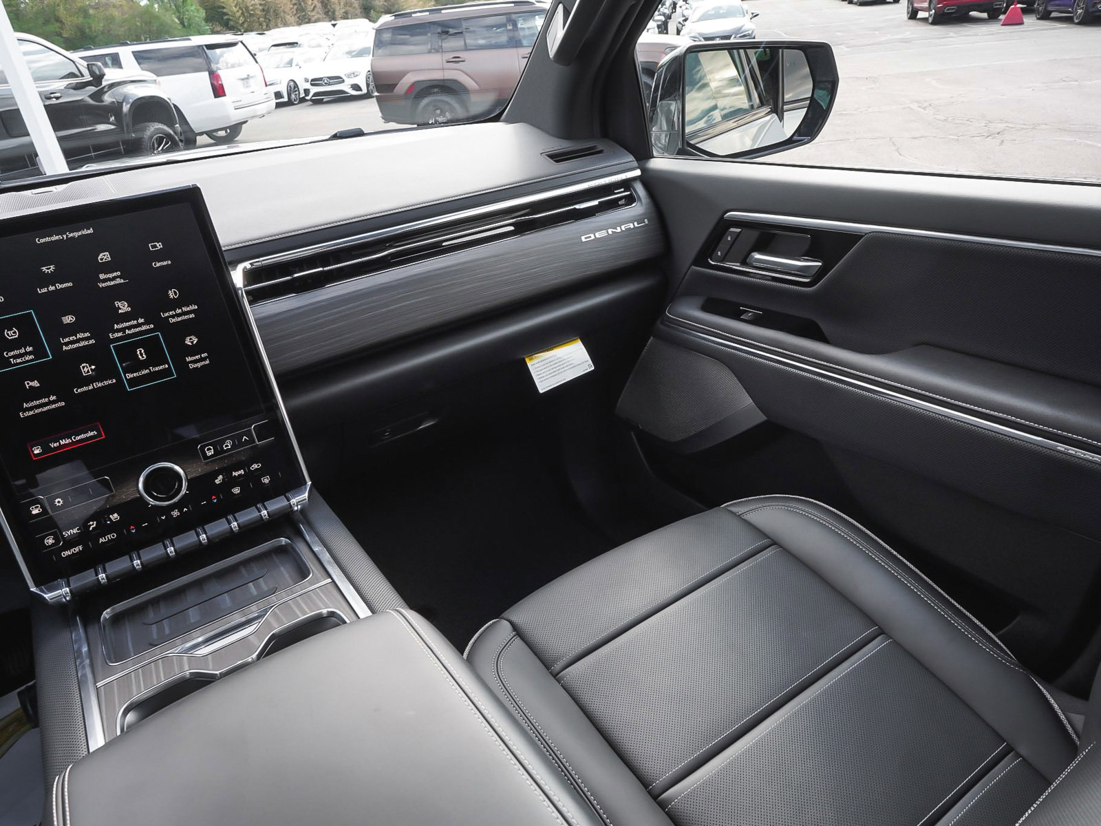 Used 2024 GMC Sierra EV Denali image 50