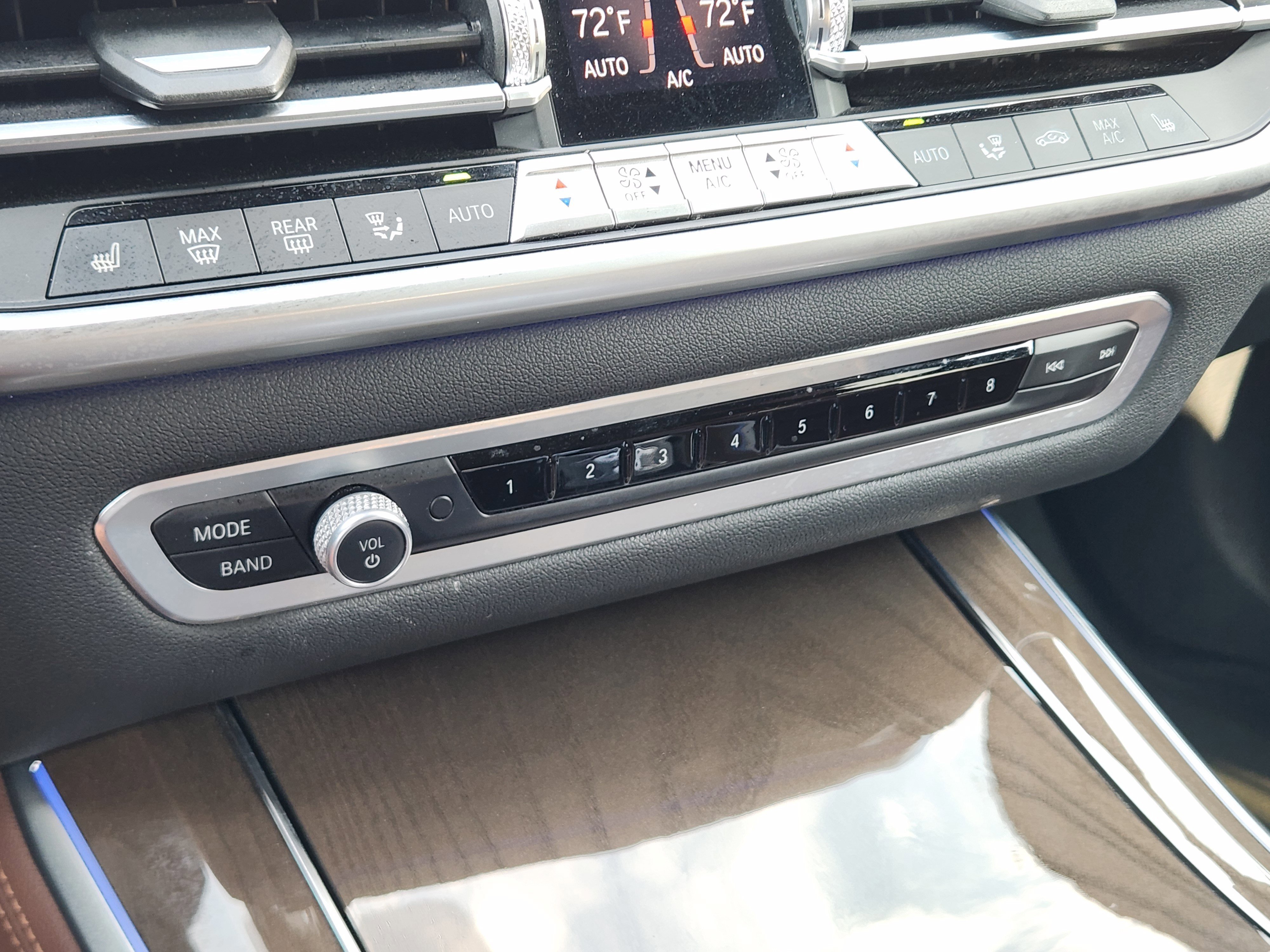Used 2020 BMW X5 sDrive40i w/ Premium Package RWD image 19