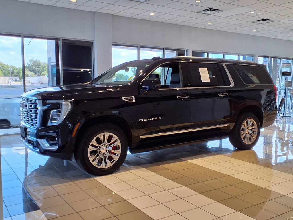 Used 2025 GMC Yukon XL Denali