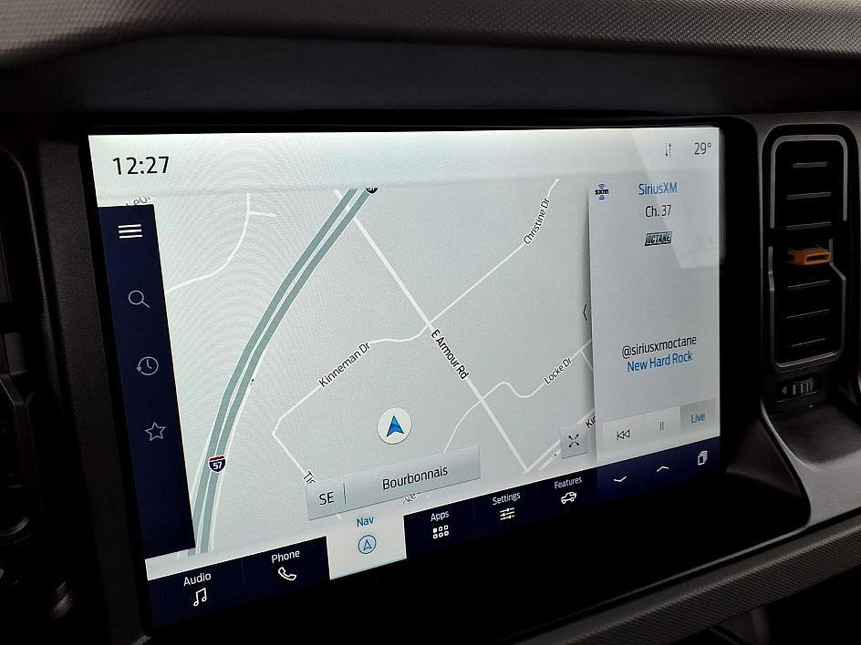 Used 2023 Ford Bronco Badlands image 27