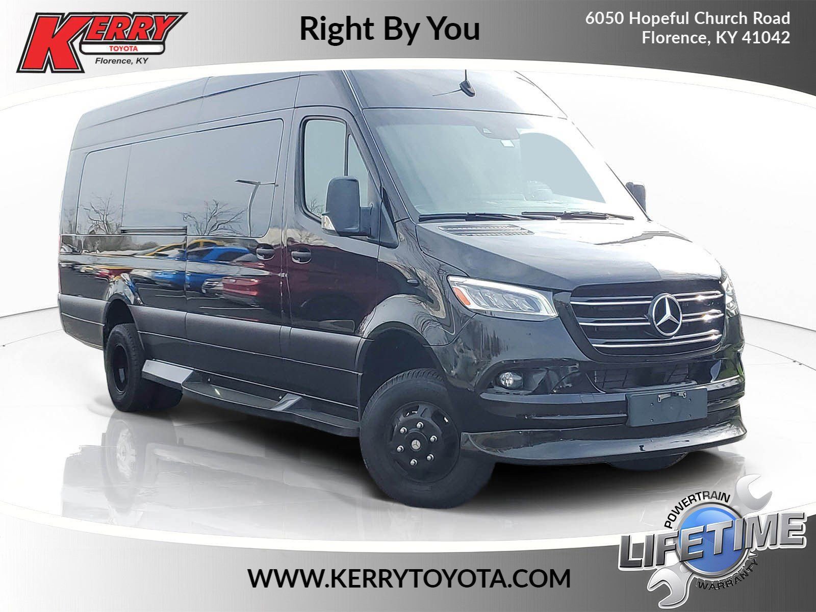 Used 2023 Mercedes-Benz Sprinter 3500 image 1