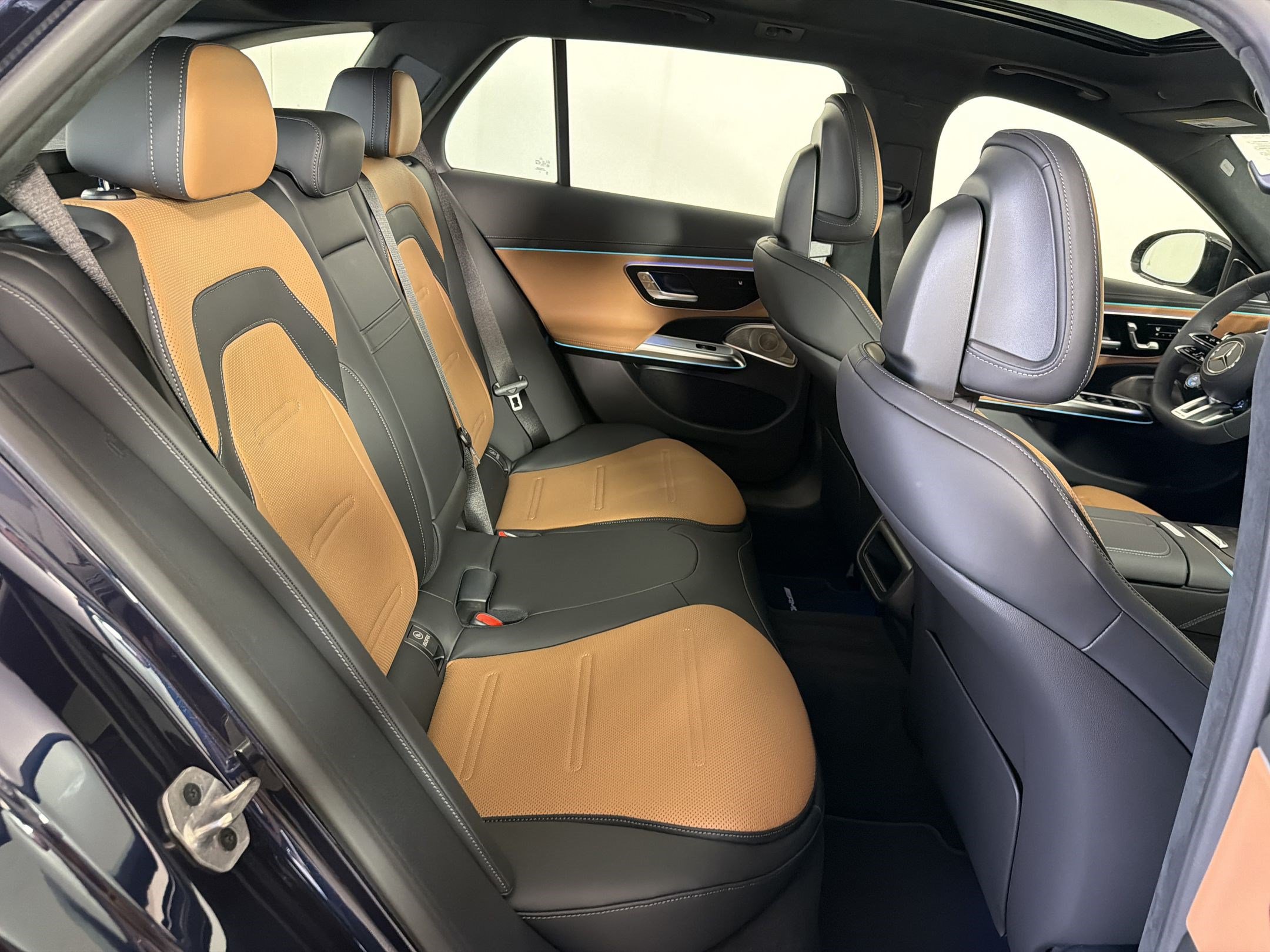 New 2026 Mercedes-Benz E 53 AMG e 4MATIC Wagon image 31