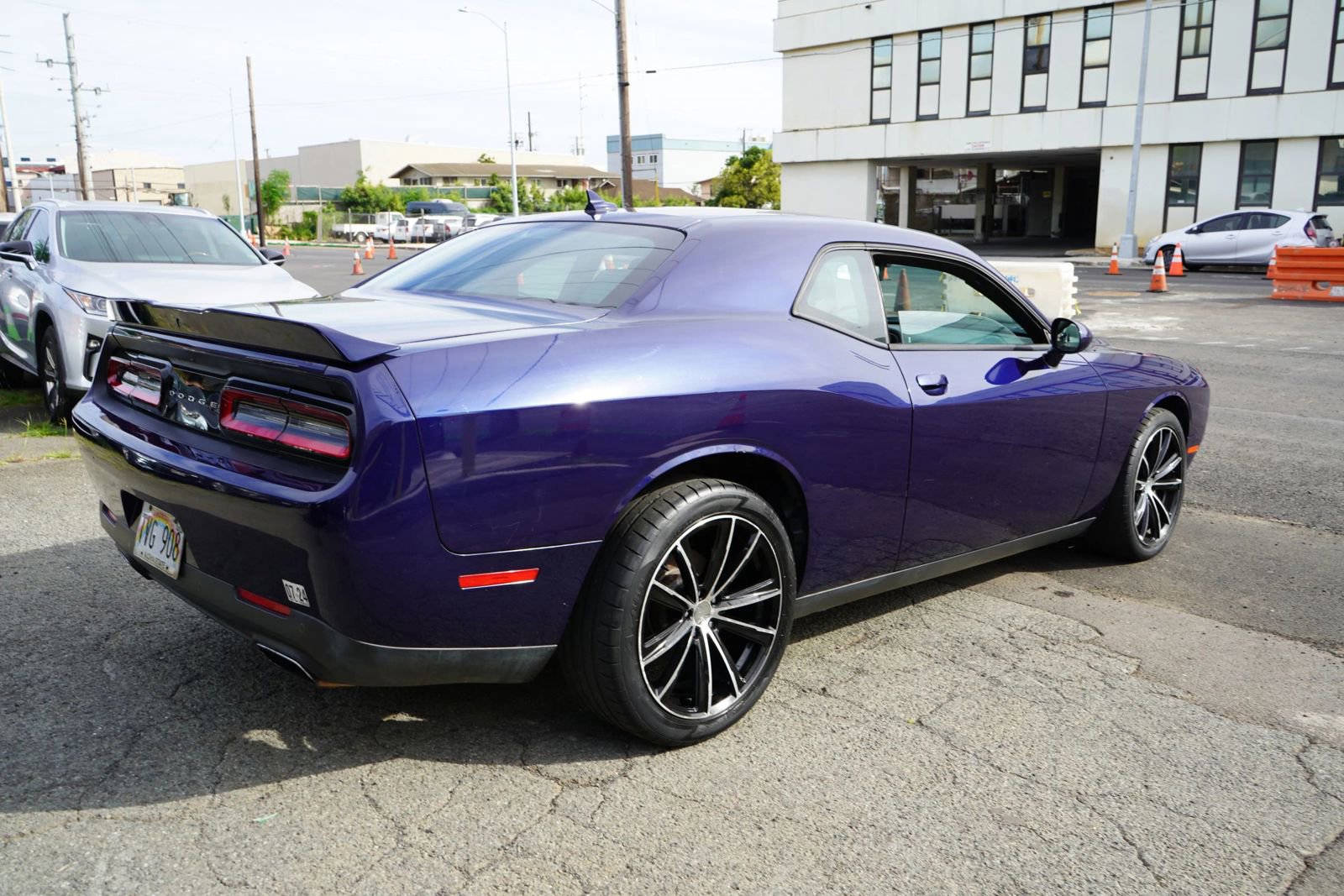 Used 2015 Dodge Challenger SXT Plus image 22
