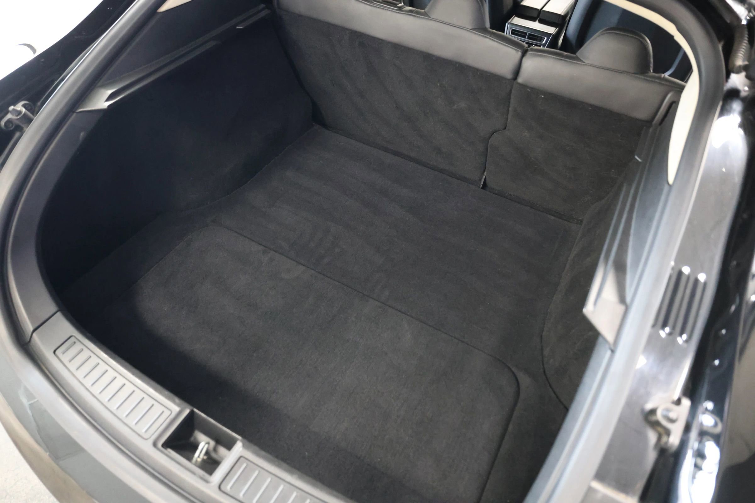 Used 2014 Tesla Model S P85 image 55