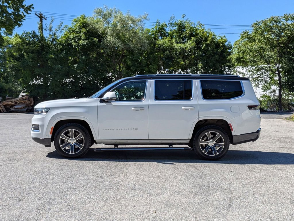 Used 2022 Jeep Grand Wagoneer Series I AWD/4WD image 11