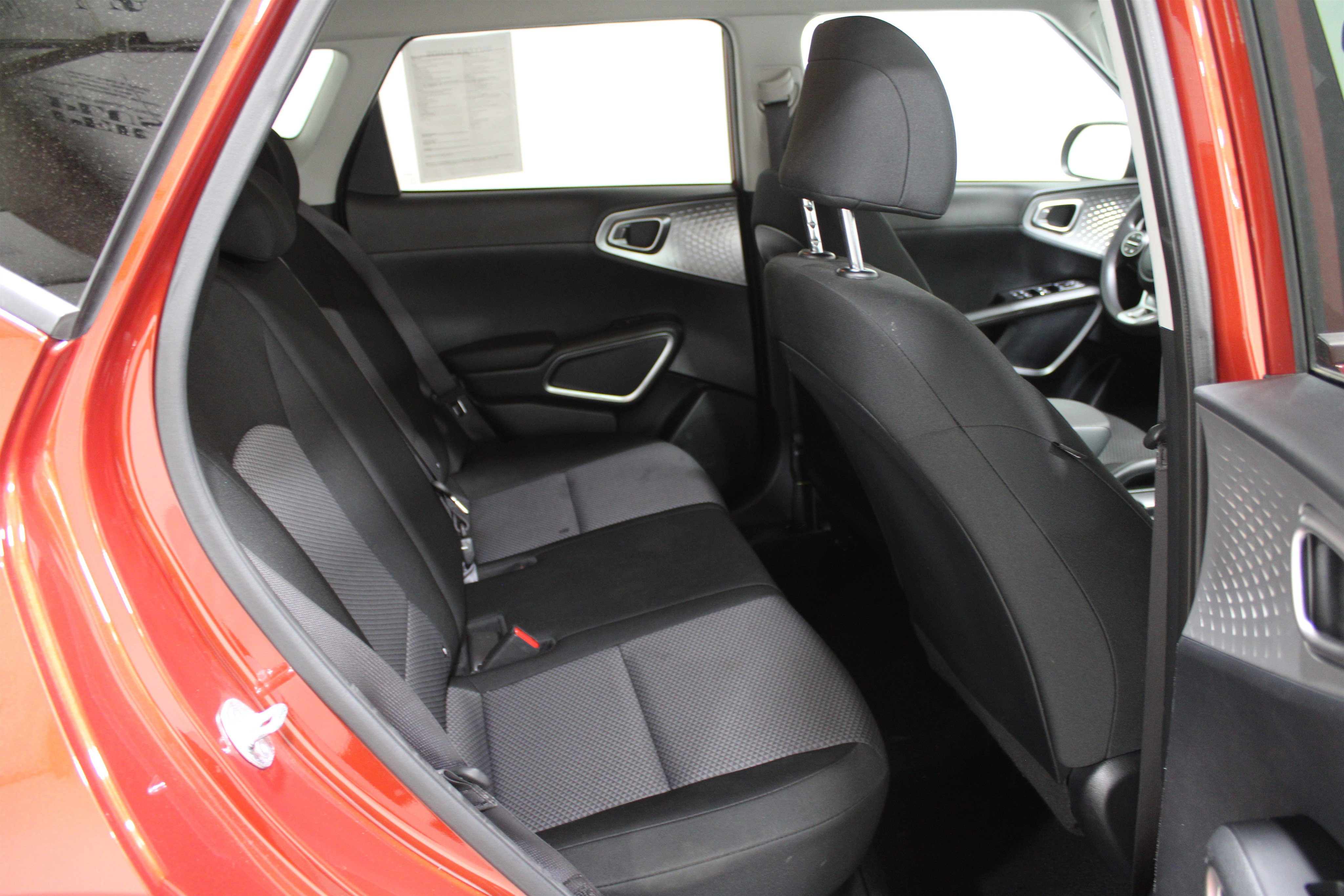 Used 2024 Kia Soul LX w/ Option Group 015 image 23