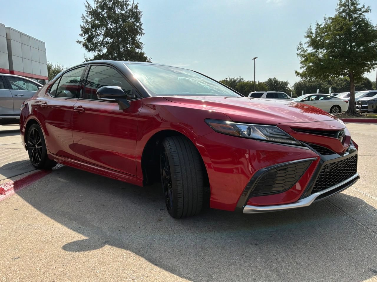 Used 2023 Toyota Camry XSE w/ Navigation Package FWD image 4