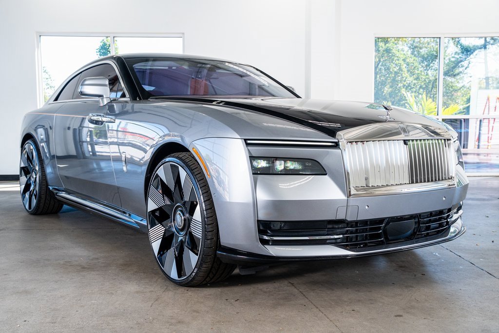 Used 2024 Rolls-Royce Spectre w/ Spectre Launch Package image 4