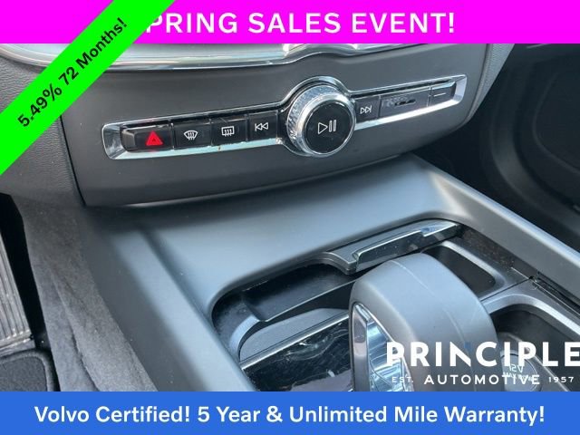 Certified 2025 Volvo XC60 B5 Core image 21