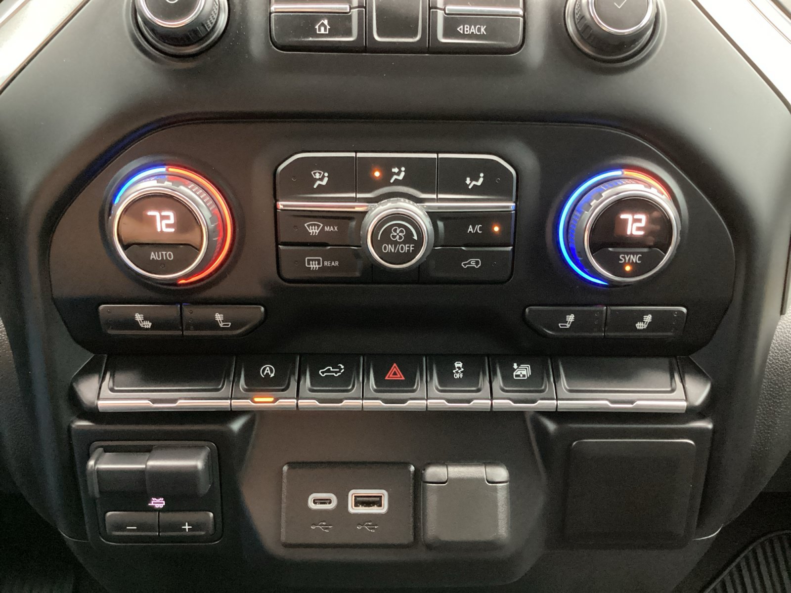 Used 2019 Chevrolet Silverado 1500 LT w/ Texas Edition RWD image 23