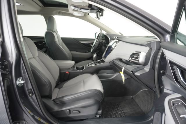 Certified 2025 Subaru Outback Limited image 40