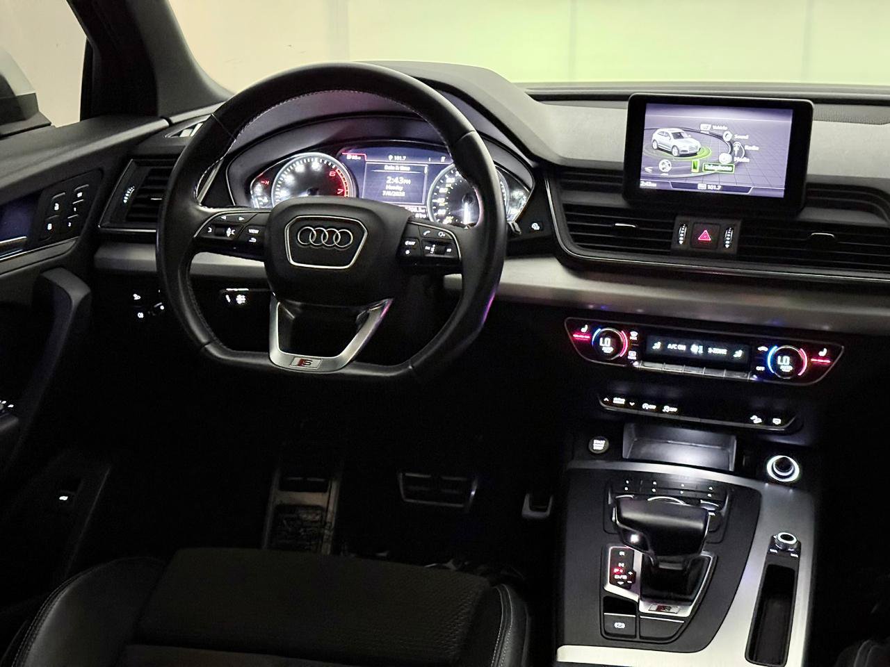 Used 2019 Audi SQ5 Premium w/ Convenience Package AWD/4WD image 30