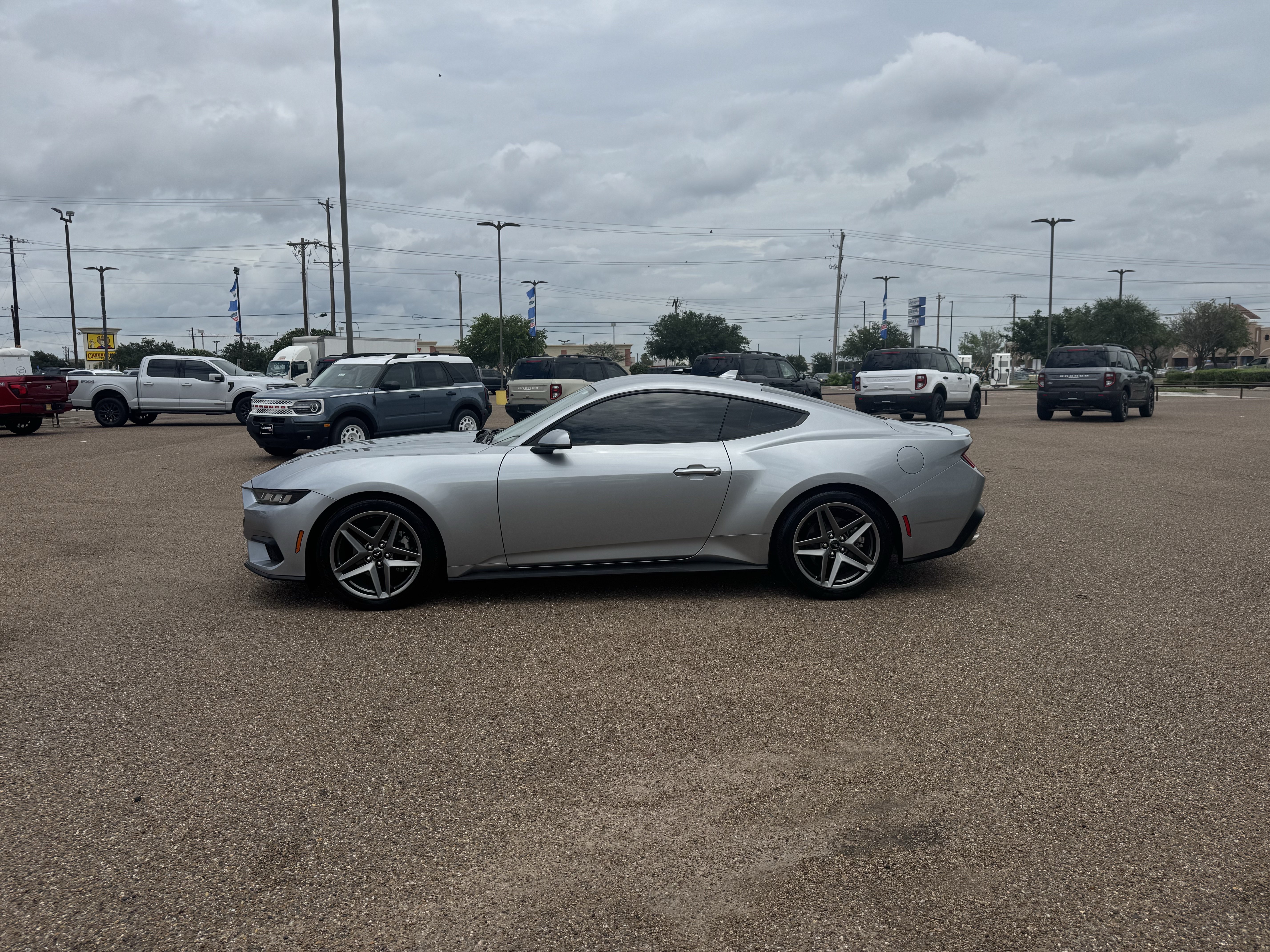Certified 2024 Ford Mustang Premium RWD image 2