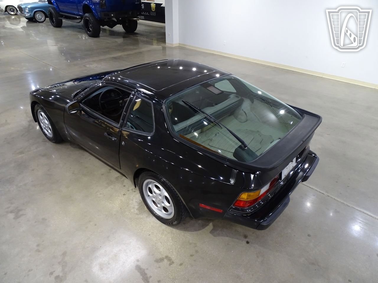Used 1987 Porsche 944 S RWD image 9