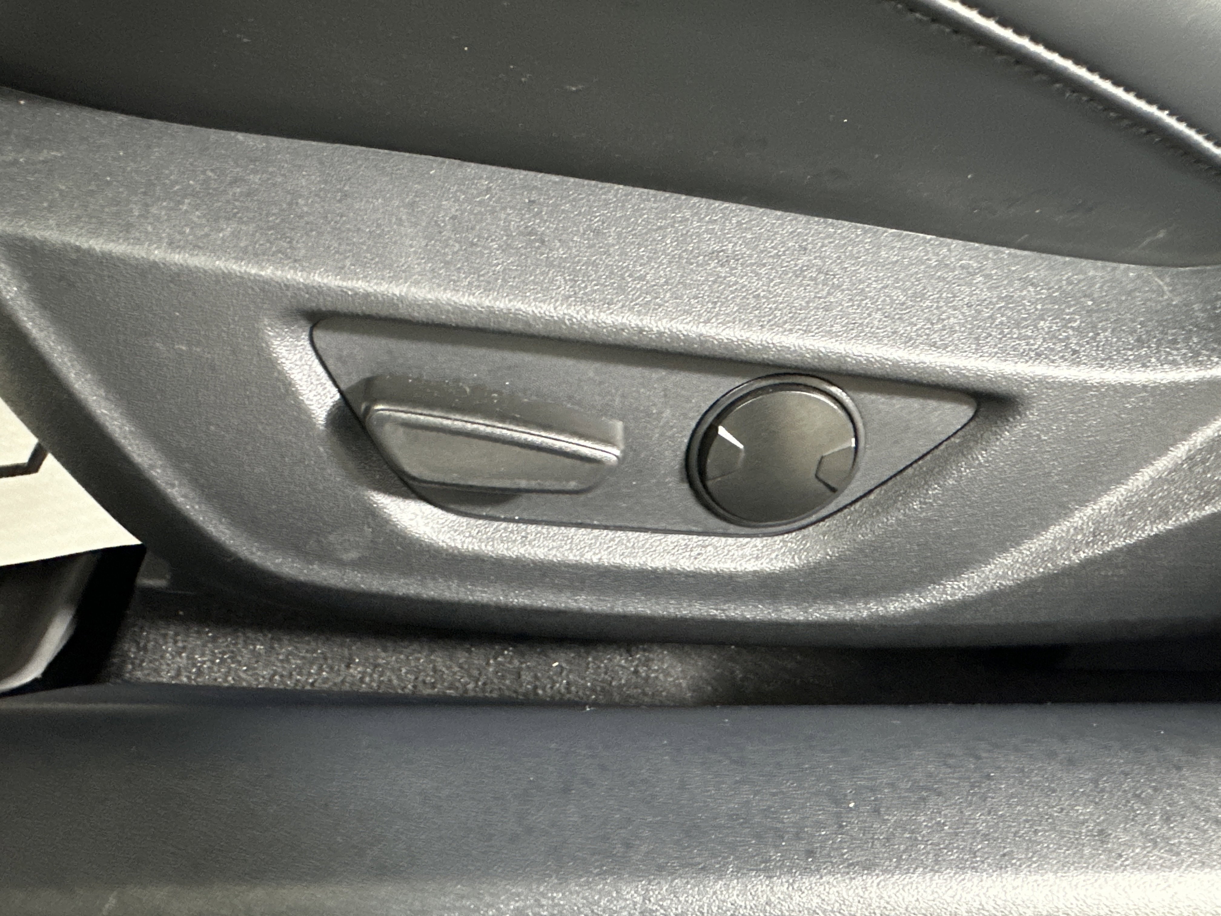 Certified 2024 Ford Mustang Premium image 10