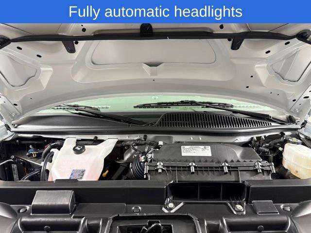 New 2026 Chevrolet Express 2500 w/ Driver Convenience Package image 18