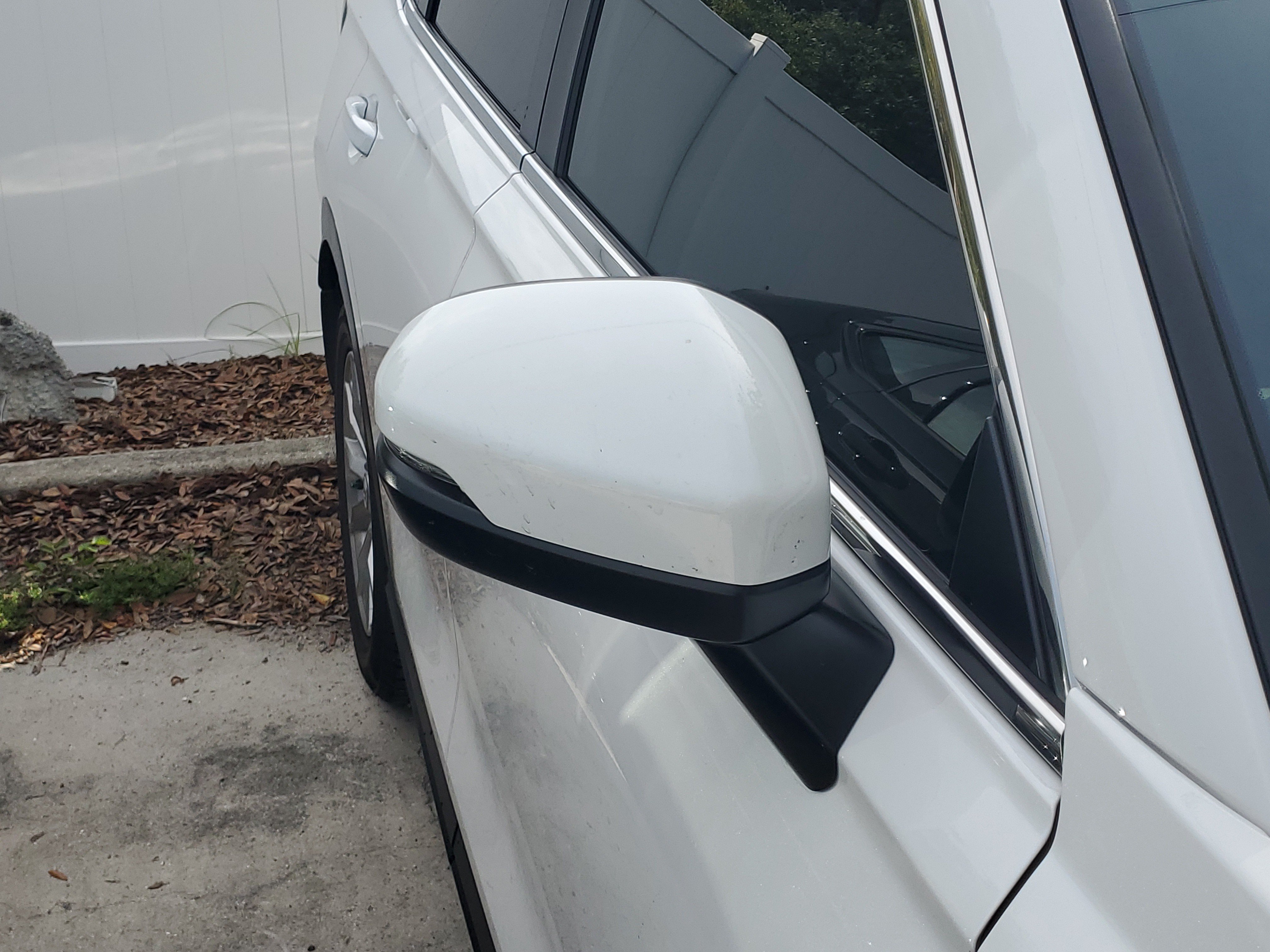 Used 2024 Honda CR-V EX image 3